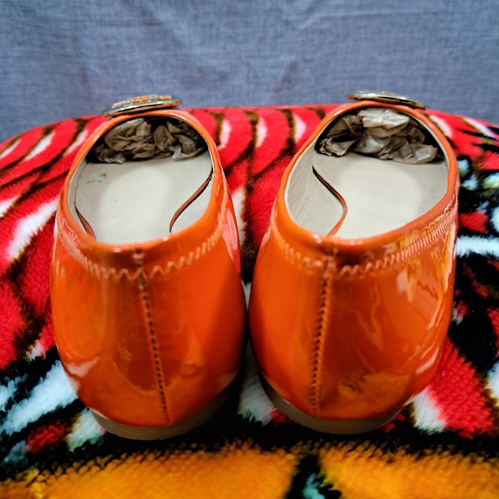 %Tory Burch Gold 'reva' Ballet Flat Orange Patent Leather Shoe Size 8.5M / D3 - Picture 4 of 11